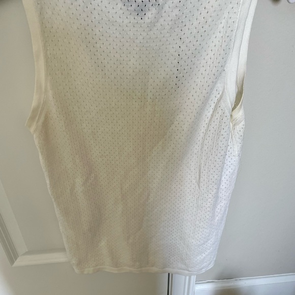 Burberry cream lightweight cotton blend sleeveless top with perforated design - Picture 7 of 12